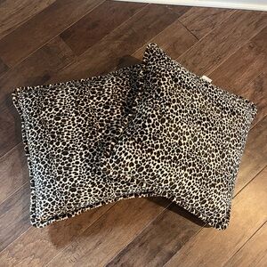 Set of two, Jaguar/Leopard Print Throw Pillows